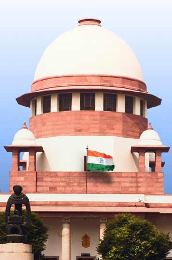 सिविल जज बनने के लिए तीन साल की प्रैक्टिस अनिवार्य