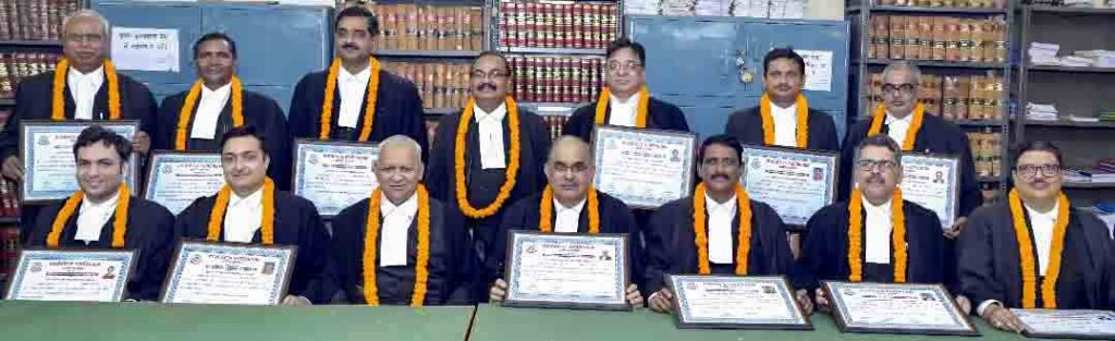 एडवोकेट्स Association की कार्यकारिणी ने कार्यभार संभाला