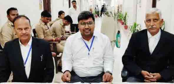 अध्यक्ष पर हरिश्चंद्र सिंह और महासचिव पर अनिरुद्ध शर्मा ने ली Lead