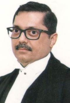 भदोही से समाजवादी पार्टी के विधायक जाहिद जमाल बेग की बीबी सीमा बेग के खिलाफ Criminal case कार्यवाही रद