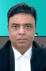 वकील की Absence या चूक के तकनीकी आधार पर आपराधिक अपील खारिज करना सही नहीं