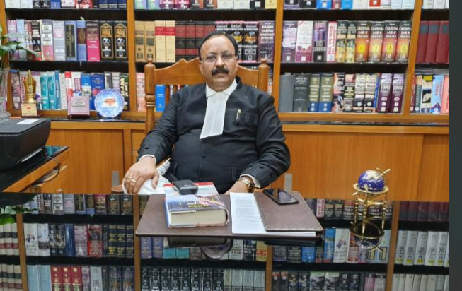 कम्प्यूटर ऑपरेटर ग्रेड-ए का Dismissal आदेश निरस्त, 15 जनवरी तक डीजीपी यूपी को अवगत कराने और कोर्ट के फैसले ‘सेवा में बहाली’ का अनुपालन सुनिश्चित करने का निर्देश